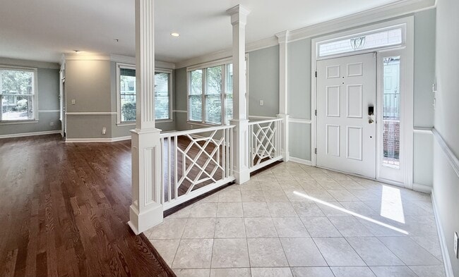 Building Photo - 402 Presque Isle Ln