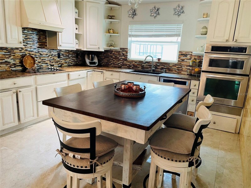 Building Photo - 11842 Whisper Creek Dr