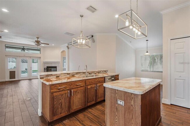 Building Photo - 4007 Harbor Lake Dr