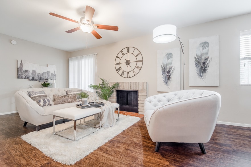 Plaza DeVille 5903 Eckhert Rd San Antonio TX 78240 Apartment Finder