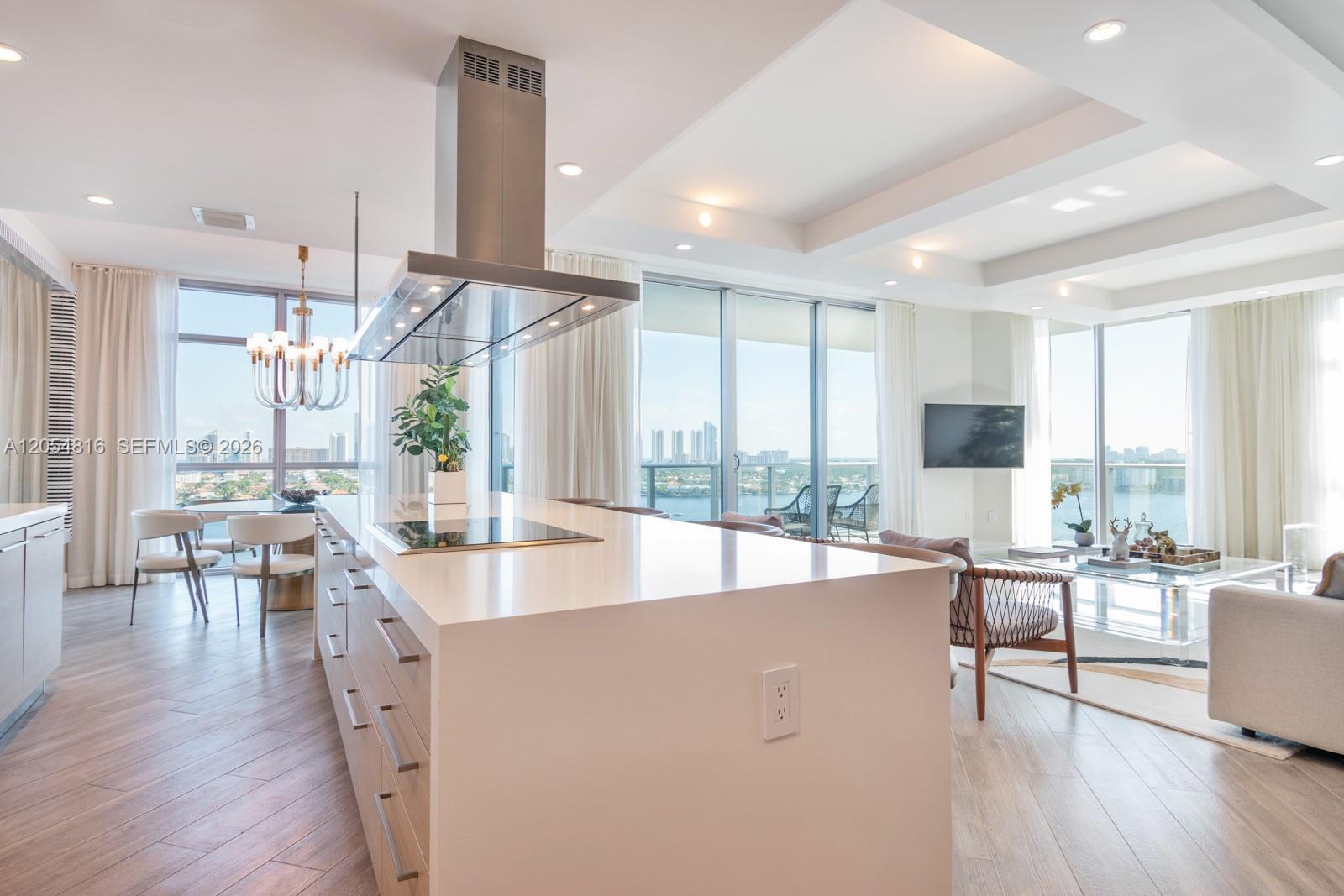 Building Photo - 17301 Biscayne Blvd