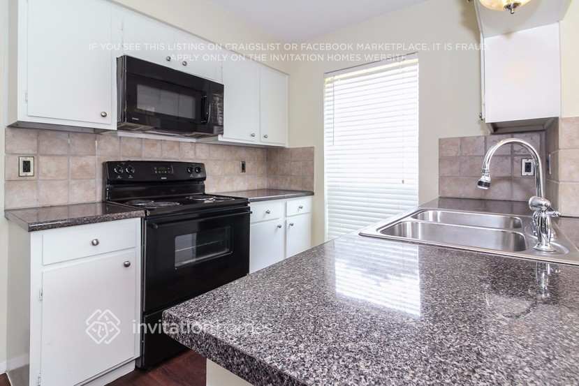 Building Photo - 22506 Leedstown Ln