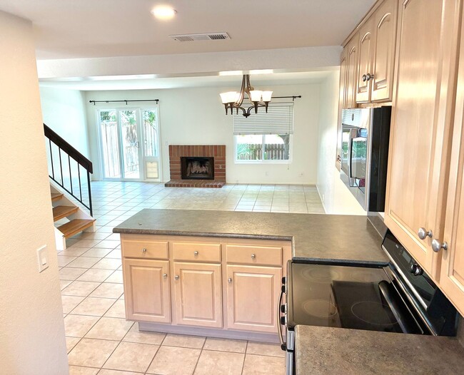 Building Photo - 487 Cannon Green Dr