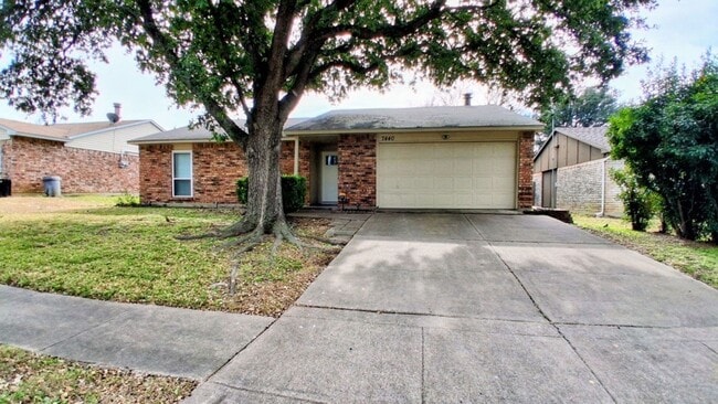 Building Photo - North Richland Hills Home on Spacious Lot!