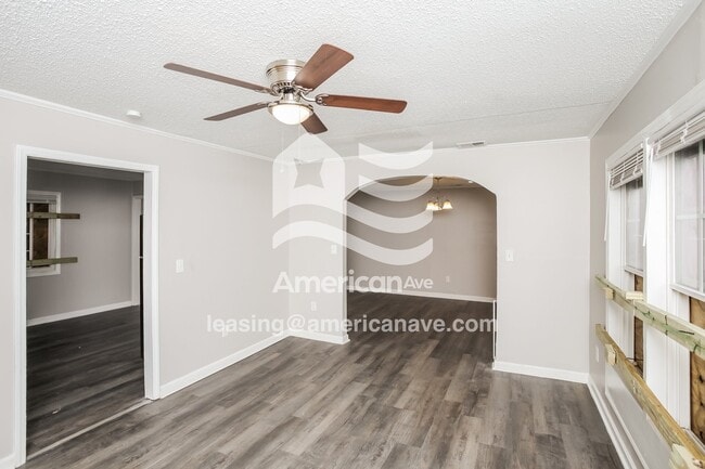 Building Photo - 4017 Tavineer Dr