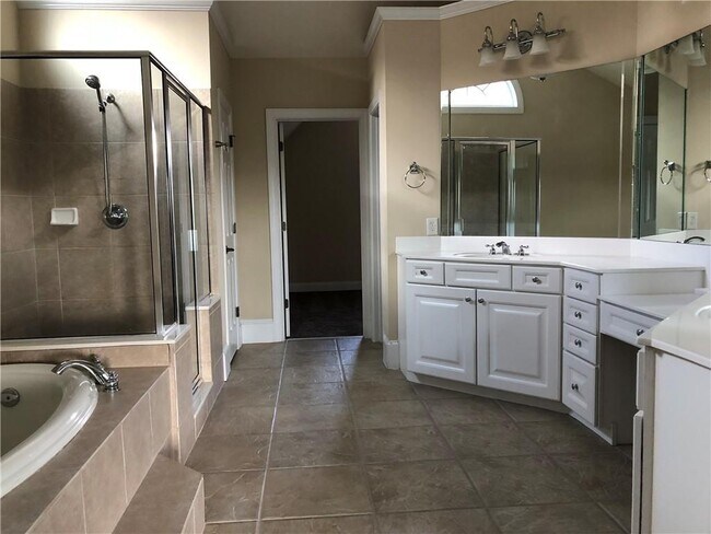 Building Photo - 2575 Goodrick Ln