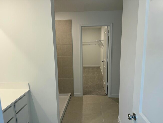 Building Photo - 10856 NW Everbreeze Dr