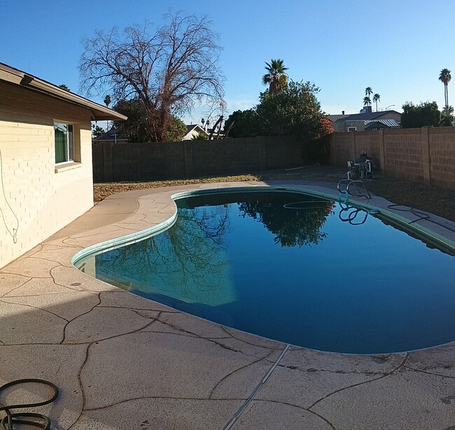 Building Photo - 3545 W Banff Ln.