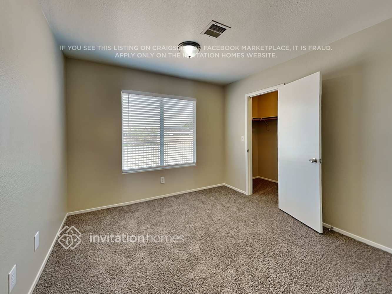 Building Photo - 5142 Green Hollow St