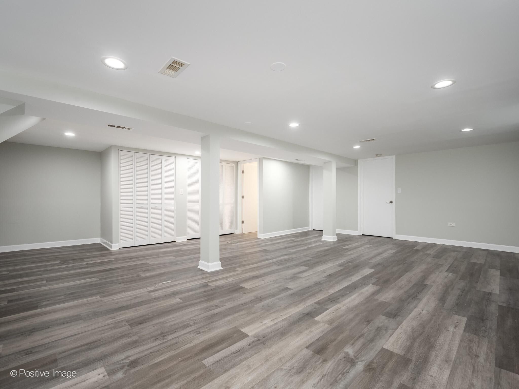 Building Photo - 14341 Dobson Ave