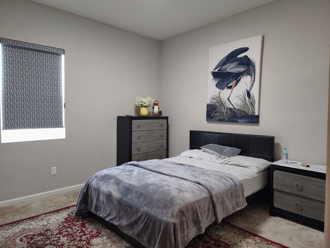 Building Photo - 2500 sq ft home in the Stonebrook area of ...