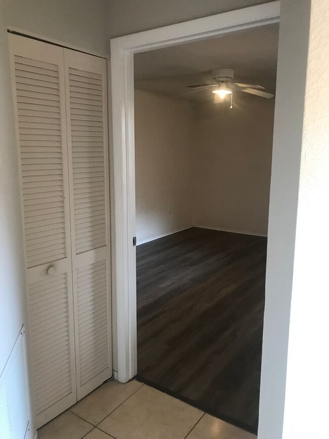 Building Photo - 7709SBD(50)