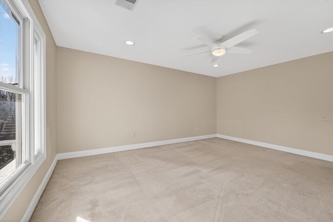 Building Photo - 11316 Ridge Mist Terrace