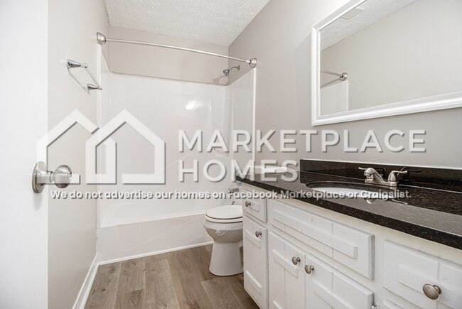 Building Photo - 117 Belair Ln