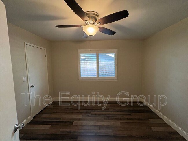 Building Photo - 445 N O'Farrell Ct