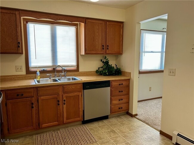 Building Photo - 7404 Eisenhower Dr