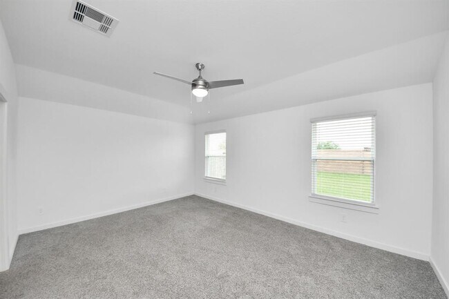 Building Photo - 8034 Tropea Dr