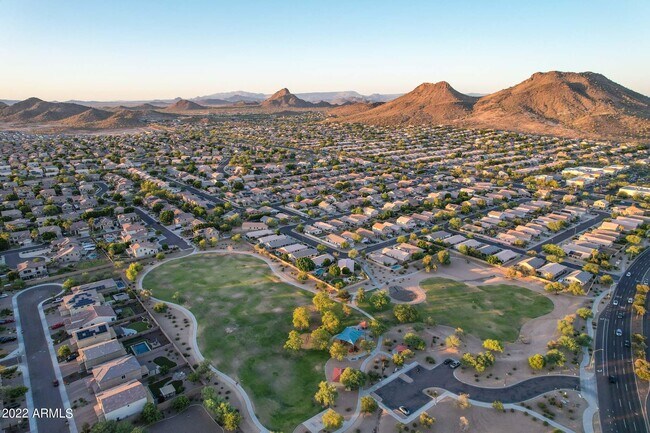 Building Photo - 6819 W Bronco Trail