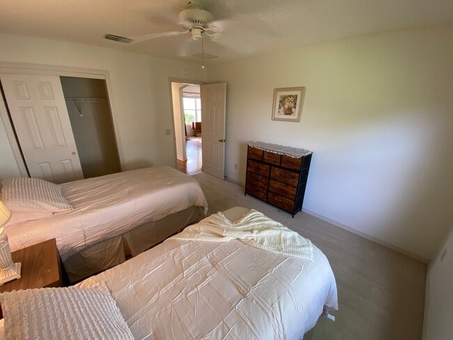 Building Photo - Beautiful 3 + 2 Fully Furnished/Turnkey ANNUAL Lease in The Village of Belle Aire