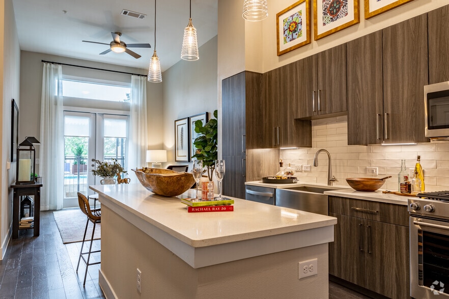 1BR, 1BA - 751SF - Magnolia Heights