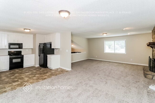 Building Photo - 4899 Hawk Trail