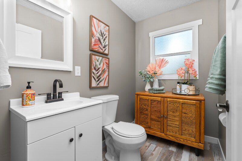 Building Photo - 291 S 300 E