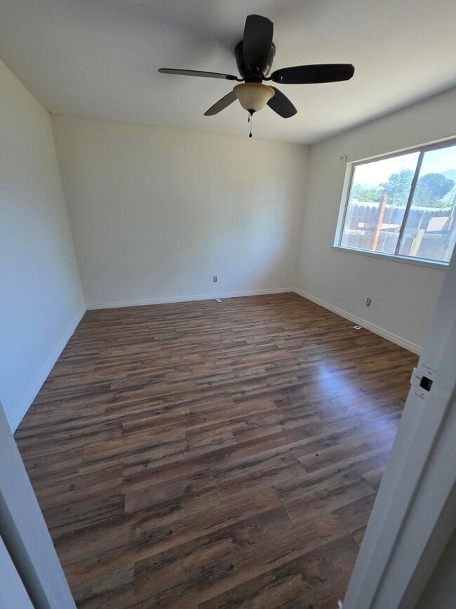Building Photo - Charming 3-Bedroom Home on Spacious Corner...