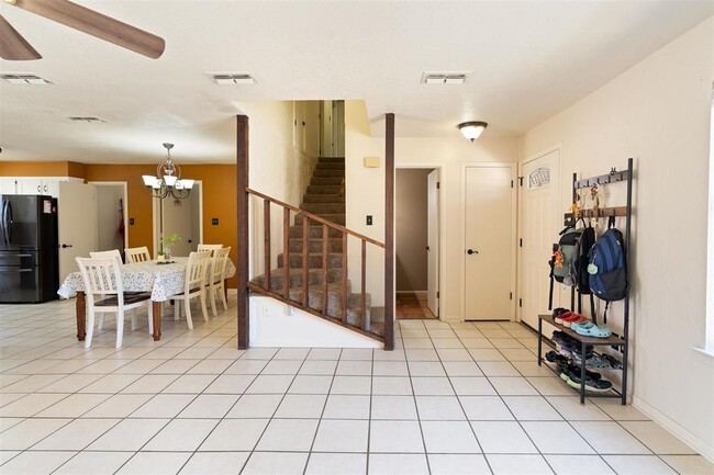 Building Photo - 104 Tomahawk Trail