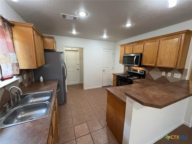 Building Photo - 1401 Trailboss Dr