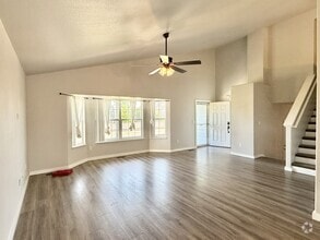 Building Photo - 3325 Crazy Horse Dr