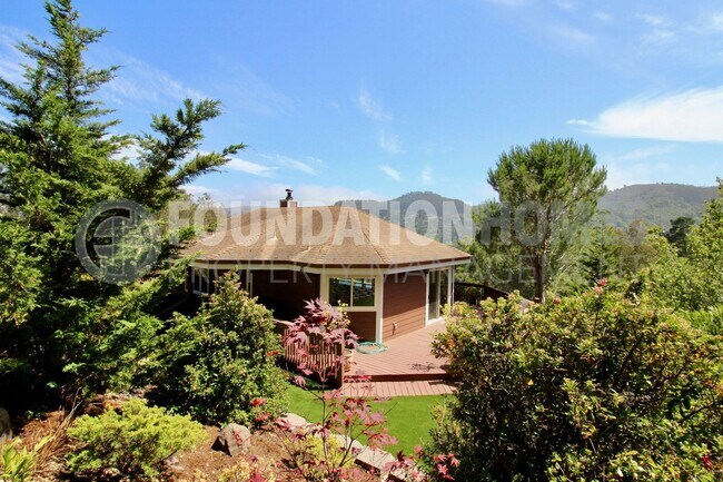 Spacious and Bright Tam Valley Home! Mult... - Spacious and Bright Tam Valley Home!  Mult...