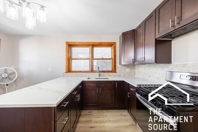 Building Photo - 2040 W Cullerton St