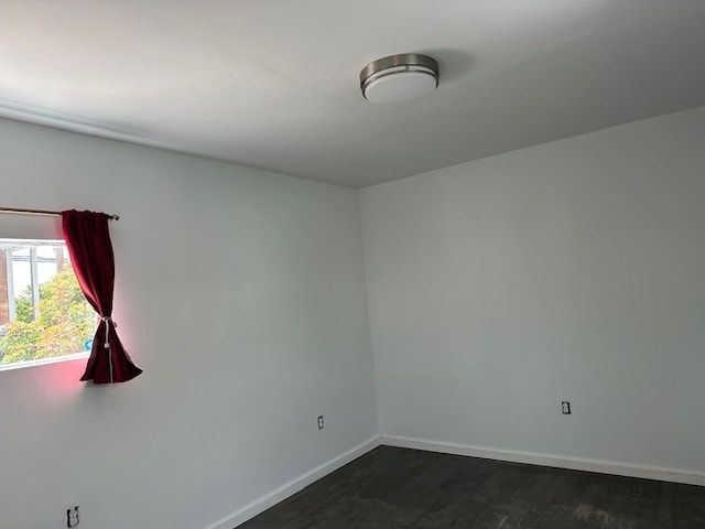 Extra space for home office - 1606 Elm St