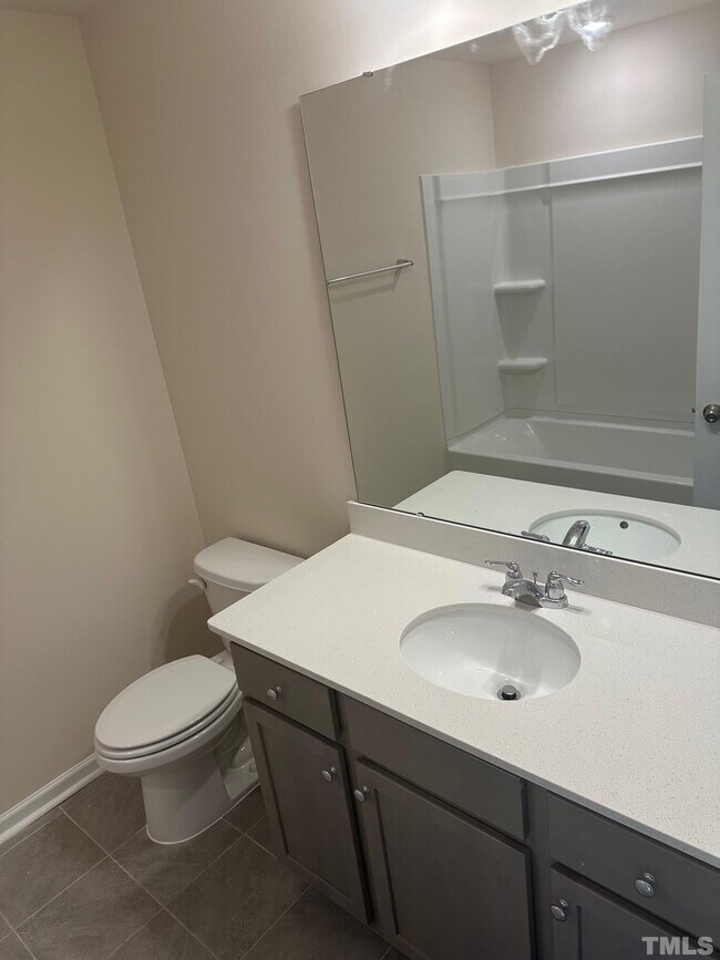 Building Photo - 240 Ribbon Rail St