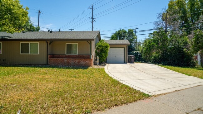 Building Photo - 2 bedroom duplex-home in Rancho Cordova