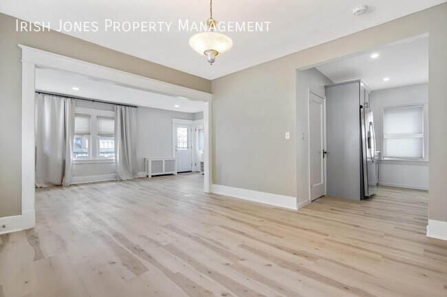 Building Photo - 24 North Park Ave