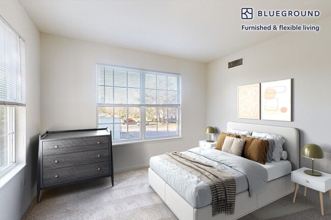 Building Photo - 313 Avalon Cir