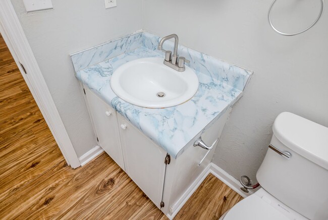 Building Photo - 125 Magnolia Dr