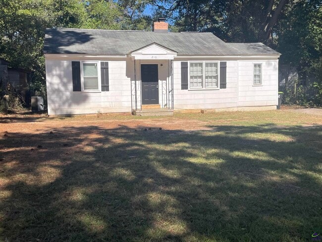 Primary Photo - 216 Meadowdale Dr