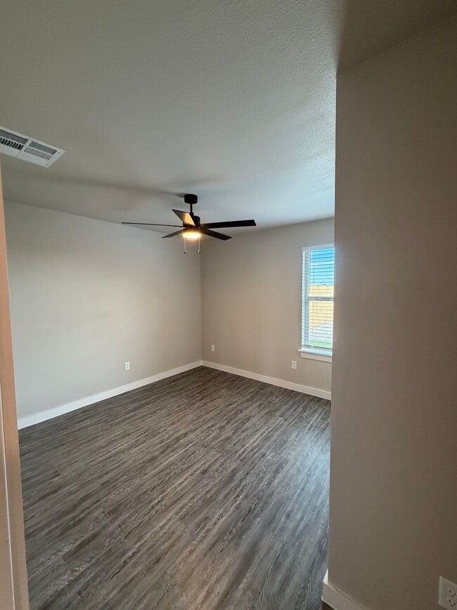 Building Photo - Hampton Hills: Brand-New Living Near Dyess AFB