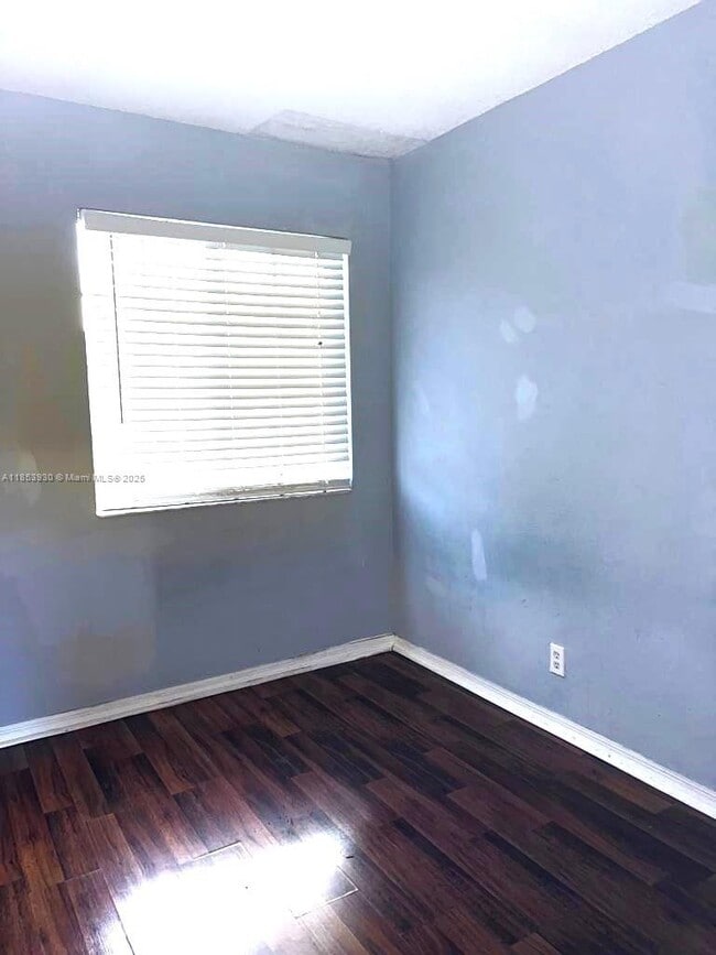 Building Photo - 1109 SW 44th Way