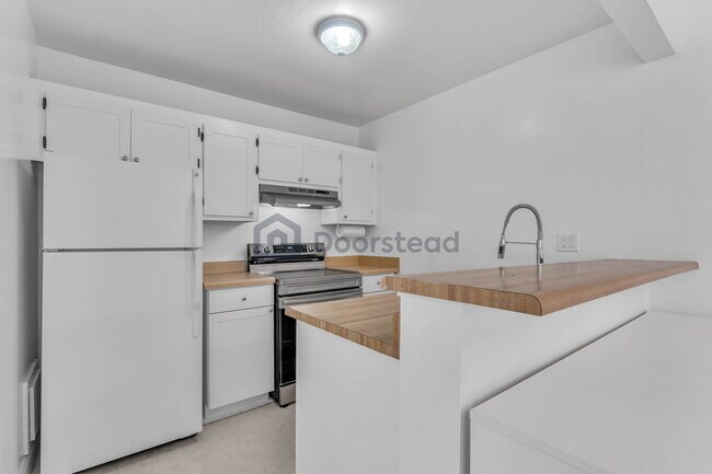 Building Photo - 5450 Concord Blvd