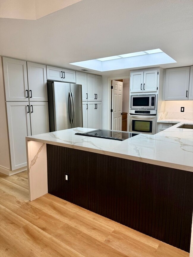 Building Photo - Don’t Miss This Beautiful 3-Bedroom + Office Gated Home!