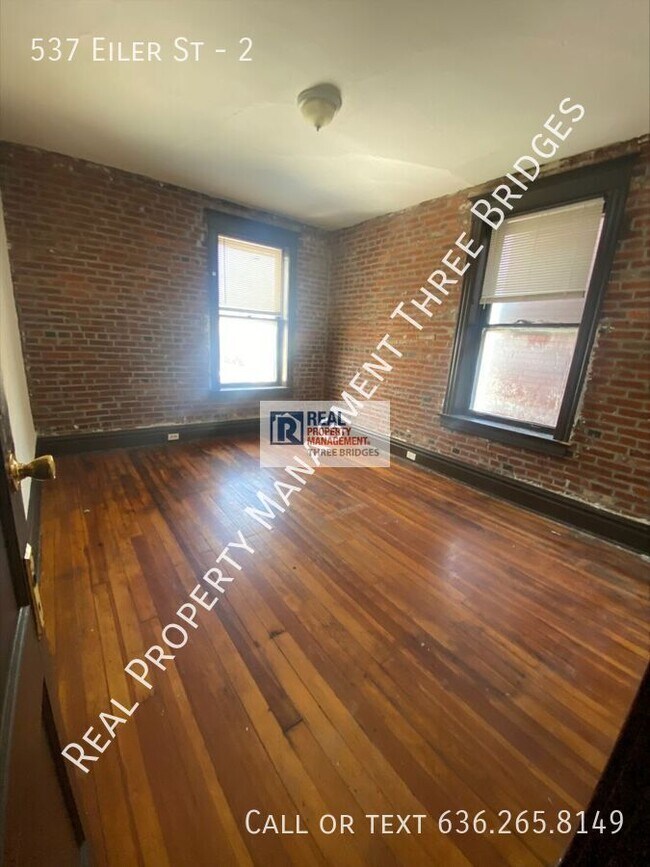 Building Photo - 537 Eiler St