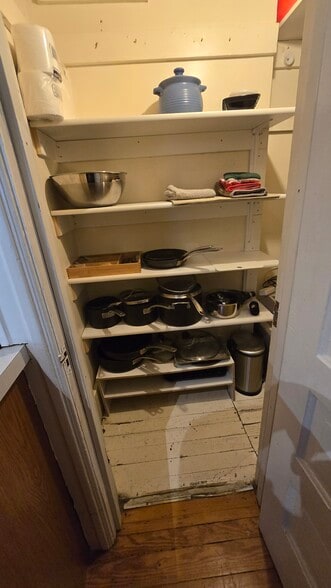 Utensils provided - 210 S Logan St