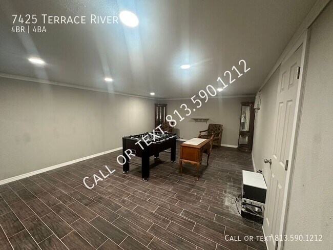 Building Photo - 7425 Terrace River Dr