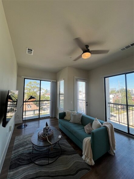 Building Photo - 1508 Blodgett St