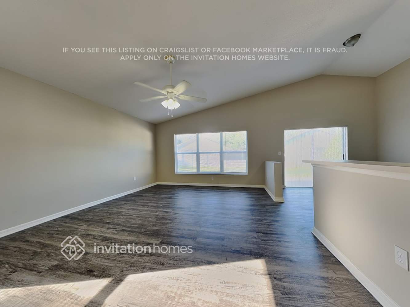 Building Photo - 28418 Meadowrush Way