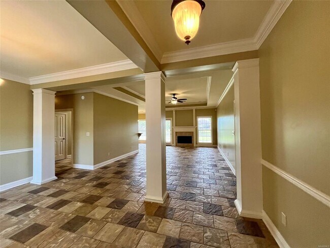 Building Photo - 8824 Alderwood Way