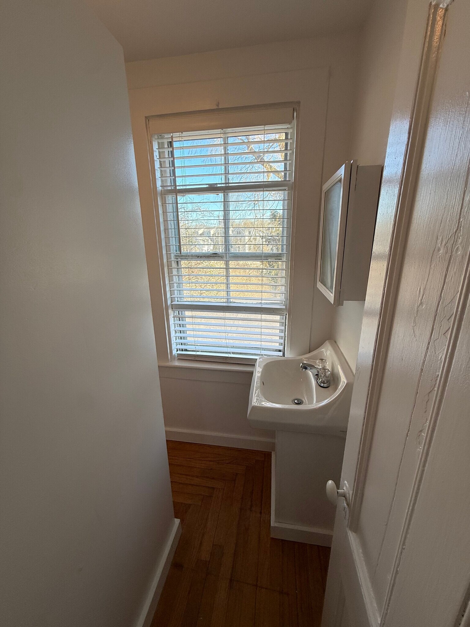 Building Photo - 9 Chilton St